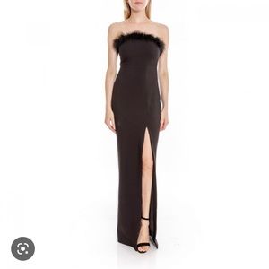 Likely Presley Strapeless Column Gown with Feather Trip size 6.Perfect condition